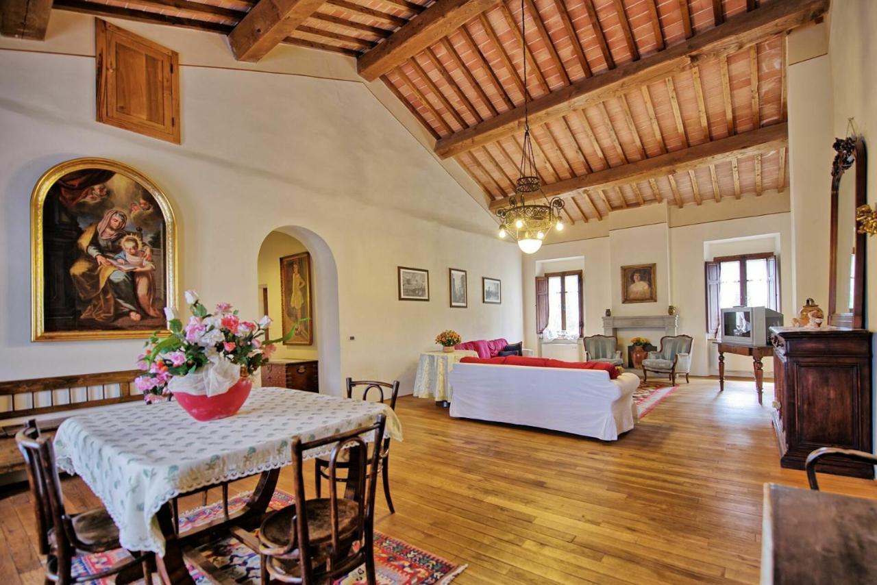Villa Capolona By Posarellivillas Calbenzano エクステリア 写真