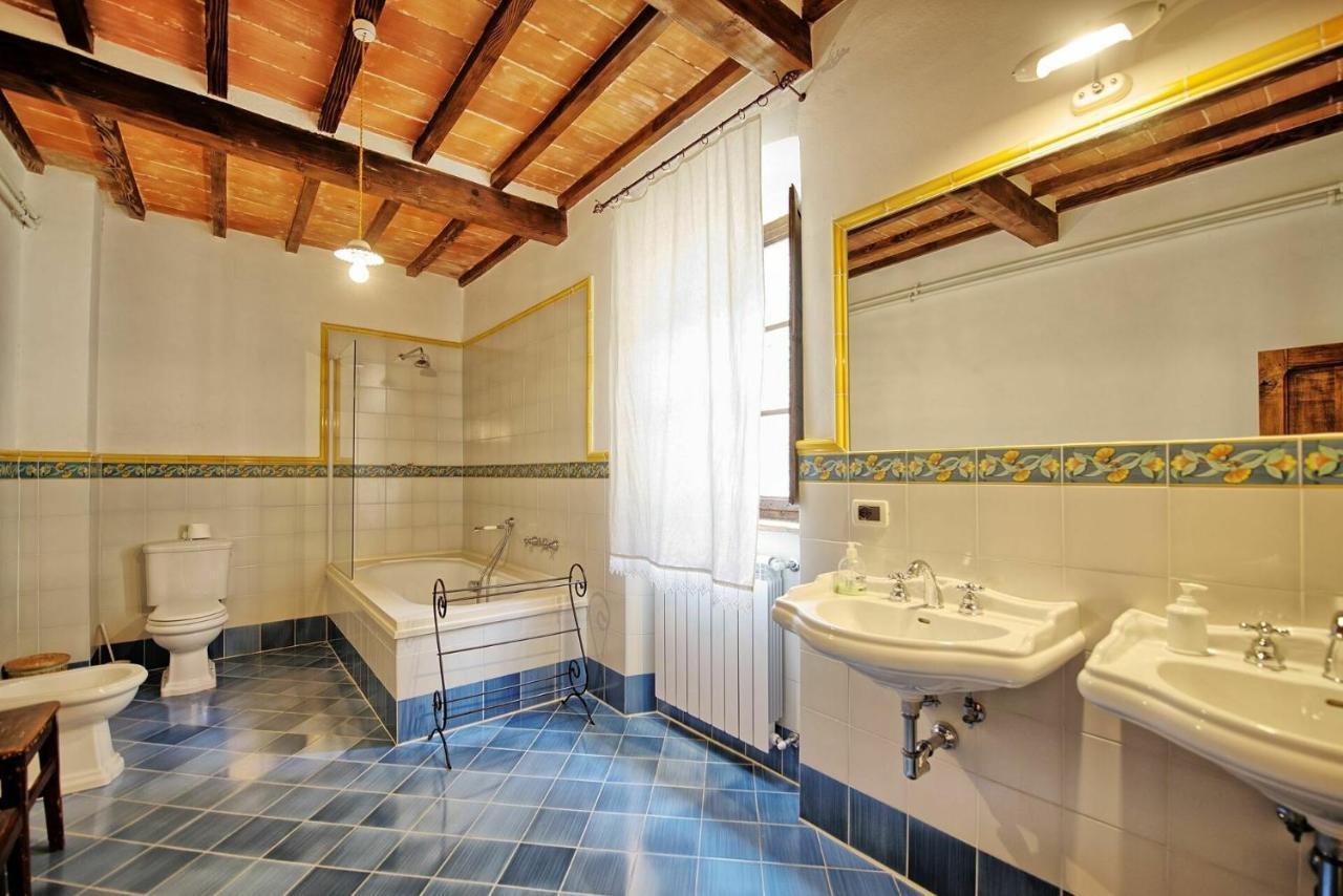Villa Capolona By Posarellivillas Calbenzano エクステリア 写真